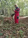Luna i Vanja treniraju u šumi