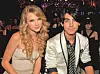 LOS ANGELES, CA - SEPTEMBER 07: Singers Taylor Swift and Joe Jonas at the 2008 MTV Video Music Awards at Paramount Pictures Studios on September 7, 2008 in Los Angeles, California. (Photo by Jeff Kravitz/FilmMagic)