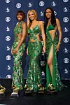 DESTINY‘S CHILD 2001. Sve u istom tonu - pjevačice su nosile slične haljine u zelenoj nijansi koje je dizajnirala Tina Knowles
