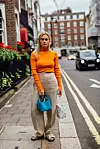 Street style iz Londona: snažne boje, oversized komadi i torbice - svih veličina