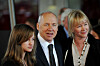 Mark Knopfler sa suprugom Kitty Aldridge i kćeri Isabellom