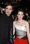 Robert Pattinson i Kristen Stewart postali su par na snimanju 'Sumraka'
