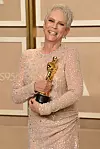 Jamie Lee Curtis na ovogodišnjoj dodjeli Oscara