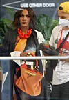 Nicole Ari Parker na setu