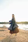 OGRTAČ 4.200 KN I HALJINA 16.100 KN, PROENZA SCHOULER , SVE HERALDI; NAUŠNICE SWAROVSKI 1669 KN, ARENA CENTAR; TORBA PRIVATNO VLASNIŠTVO