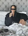 Rihanna u hoodici