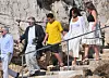 S bivšom suprugom Grace Hightower i njihovim sinom Elliotom prilikom odlaska iz hotela Eden Roc u Cap d‘Antibesu