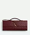 Bottega Veneta, Andiamo clutch (boja Barolo)
