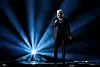 Johnny Logan u Švedskoj je otpjevao pjesmu ‘Euphoria‘