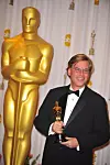 Aaron Sorkin na dodjeli Oscara 2011. nagrađen je zlatnim kipićem za najbolji scenarij