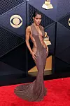 Teyana Taylor u Tom Ford haljini Haidera Ackermanna