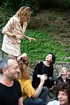 Nina Violić s prijateljicama