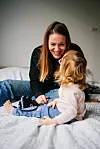 Buga je više od godinu dana, uz suze i znoj, vježbala po Vojta i Bobath metodama te danas, s 20 mjeseci, prati normalan razvoj djevojčica u svojoj dobnoj skupini