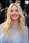 Sienna Miller na premijeri filma 'Horizont: Američka saga'