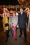 Tatjana Zajec, voditeljica Skloništa za nezbrinute životinje Grada Zagreba, glavna urednica Glorije Vedrana Čarapovic Propadalo i Ivan Cizelj, ravnatelj Ustanove Zoološki vrt Grada Zagreba u čijem je sastavu Sklonište u Dumovcu.