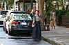 Rachel Bloom na setu filma na ulicama New Yorka