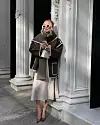 Leonie Hanne u hit Toteme kaputu