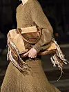 Prva ovogodišnja kolekcija dizajnerice Gabriele Hearst za modnu kuću Chloe koristi deadstock materijale i vintage torbe
