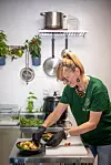 U pomoć im je stigla glumica Anita Delić Matić koja kuha izvrsna veganska variva