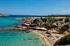 Plaža Cala Comte jedna je od najpopularnijih na Ibizi
