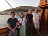 Calista Flockhart i Harrison Ford sa sinom Liamom u društvu s kapetanom karake, Franom Radoševićem.