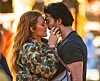 Blake Lively u zagrljaju kolege Justina Baldonija