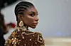 Najbolje pletenice imala je glumica Michaela Coel, odlično joj ističu crte lica
