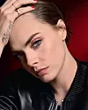 Lagani look na prekrasnoj Cari Delevingne