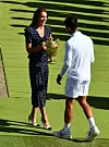Kate je na prošlogodišnjoj dodjeli nagrade Novaku Đokoviću u Wimbledonu nosila sandale Alessandra Rich