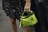 Loewe torba u vibrantnoj boji