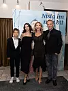 Ecija Ojdanić sa suprugom Robertom, kćeri Cvitom i sinom Jakovom