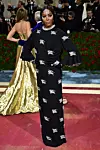 Naomi Campbell u Burberry haljini