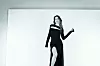Haljina VICTORIA BECKHAM, Zalando; naušnice i prsten RAGBAG, sve Garderoba Concept Store