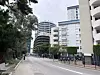 Modernim gradom dominira zelenilo
