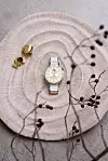 Ženski pametni sat Huawei watch GT 5/naušnice By Cornelia Webb (Garderoba Concept store), tanjur VRIL B, Nataša Ninić (Selectedd store)