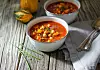 Vegetarijanski chili začinite po ukusu
