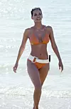 HALLE BERRY in James Bond film: Die Another Day (2002) *Filmstill - Editorial Use Only*,Image: 358951661, License: Rights-managed, Restrictions: Filmstill // HANDOUT / EDITORIAL USE ONLY! Please note: Fees charged by the agency are for the agencyÕs services only, and do not, nor are they intended to, convey to the user any ownership of Copyright or License in the material. The agency does not cl Filmstill // HANDOUT / EDITORIAL USE ONLY! Please note: Fees charged by the agency are for the agency’s services only, and do not, nor are they intended to, convey to the user any ownership of Copyright or License in the material. The agency does not cl, Model Release: no, Credit line: CAP/PLF / Capital pictures / Profimedia