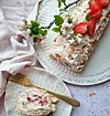 Pavlova rolada s jagodama
