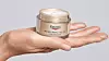 Eucerin Hyaluron-Filler + Elasticity dnevna i noćna krema idealno odgovara i kod prvih, ali i kod izraženijih bora