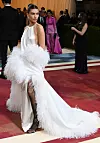 Hailey Bieber