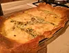 Spanakopita - tradicionalno je grčka pita s feta sirom i špinatom, u ovoj verziji su tofu i humus umjesto sira