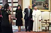 Bivša prva dama SAD-a Melania Trump i bivši američki predsjednik Donald Trump s papom Franjom susreli su se 2017.