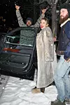 Kate Hudson sa suprugom Dannyjem Fujikawom i bratom Oliverom Hudsonom