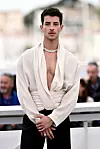 Španjolski glumac Manu Rios u Saint Laurent kombinaciji Fotografija: AFP