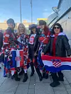 Ivanka Mazurkijević s prijateljicama.