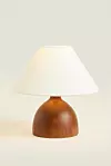Stolna lampa s postoljem od drva manga snižena je sa 69,99 € na 39,99 €