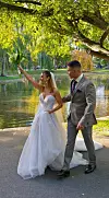 Eme i Ian vjenčali su se uz jezero u Public Gardenu,omiljenom mjestu stanovnika Bostona za zabave i vjenčanja