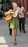 Meghann Fahy na setu filma ”You Deserve Each Other” u New Yorku