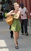 Meghann Fahy na setu filma ”You Deserve Each Other” u New Yorku