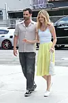 Meghann Fahy i Penn Badgley na setu filma 'You Deserve Each Other' u New Yorku